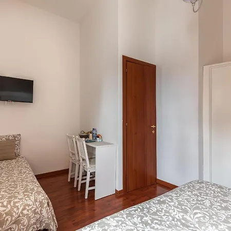 Della Stazione Couette-café 4*