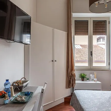 Couette-café Della Stazione 4*