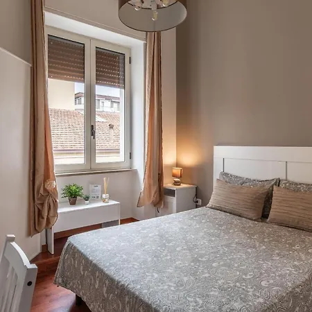 Della Stazione B&B 산세베로