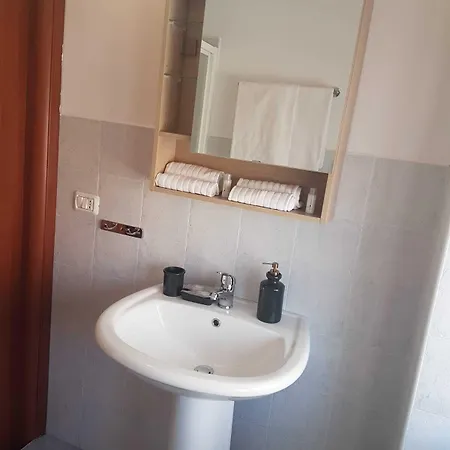Della Stazione B&B 산세베로